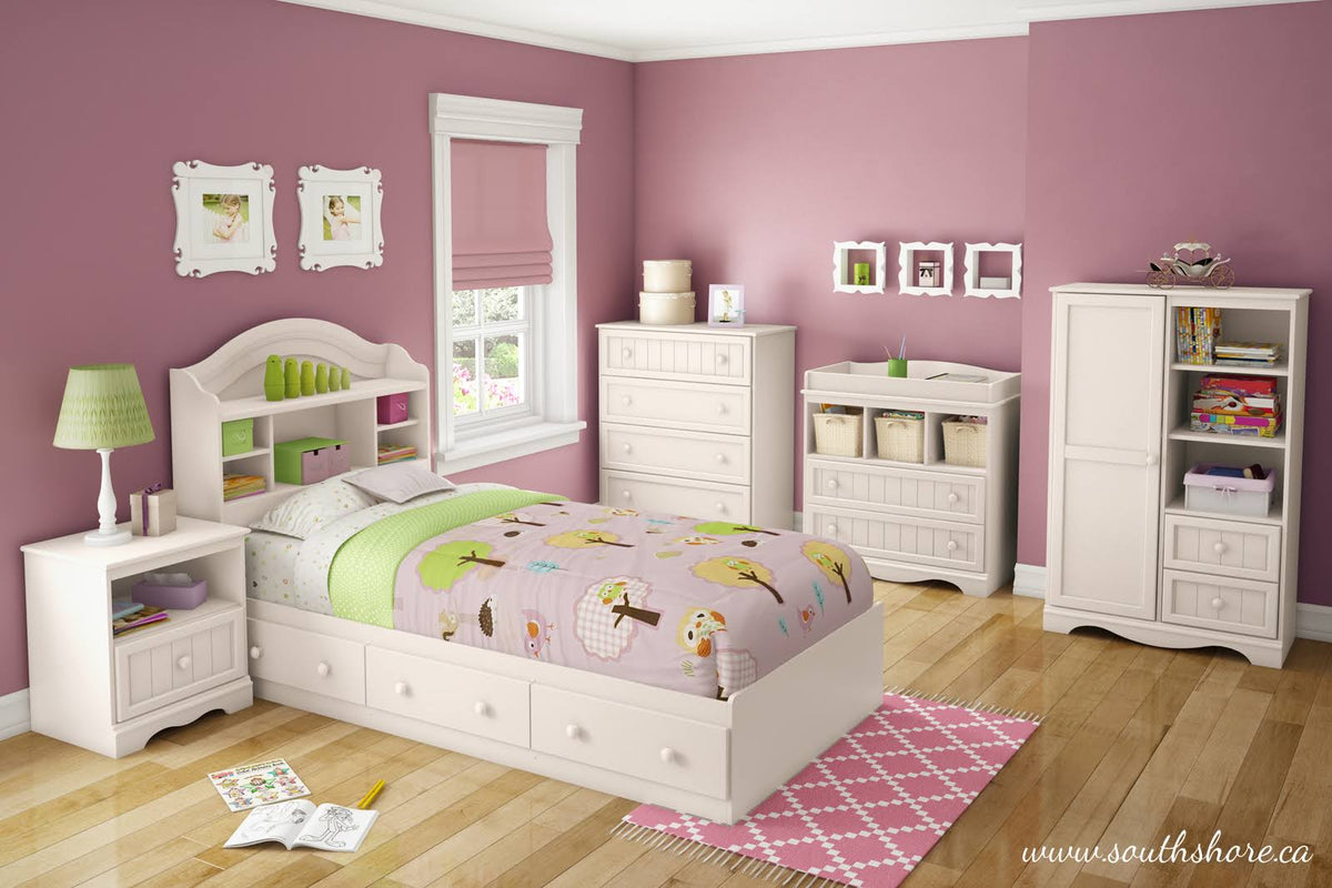 White Armoire K3182