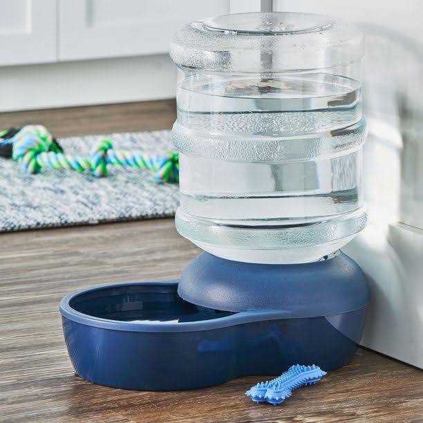 Gravity Pet Waterer R31814