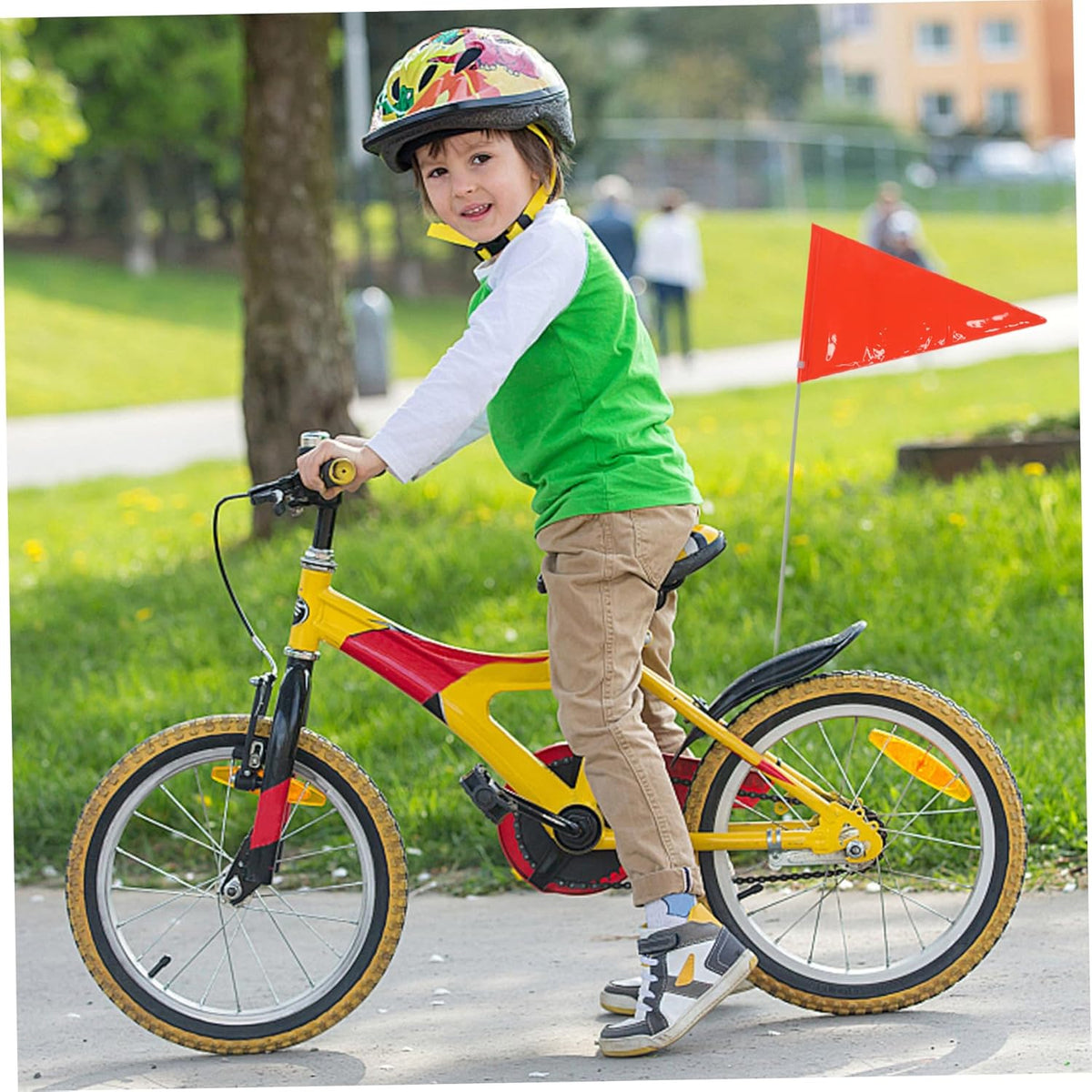 Reflective Adjustable Height Bicycle Safety Flag with Mounting Bracket K688020