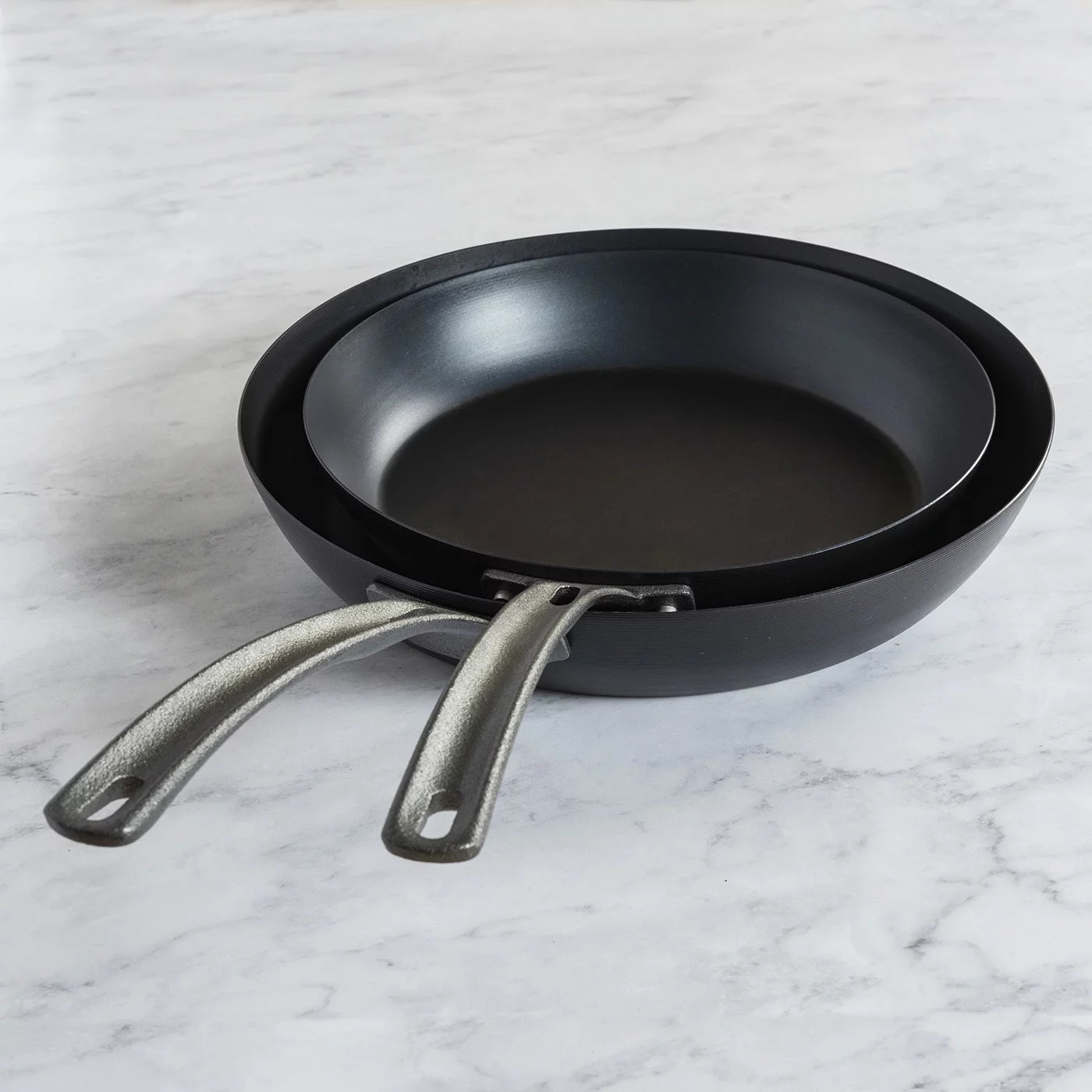 Blue Steel 2 Piece Fry Pan Set, 10-Inch & 12-Inch S851