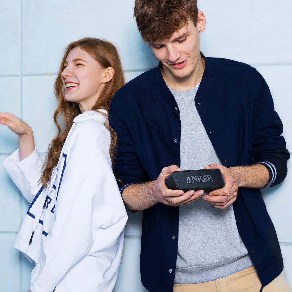 Black Portable Bluetooth Speaker Waterproof 24H Playtime G614107