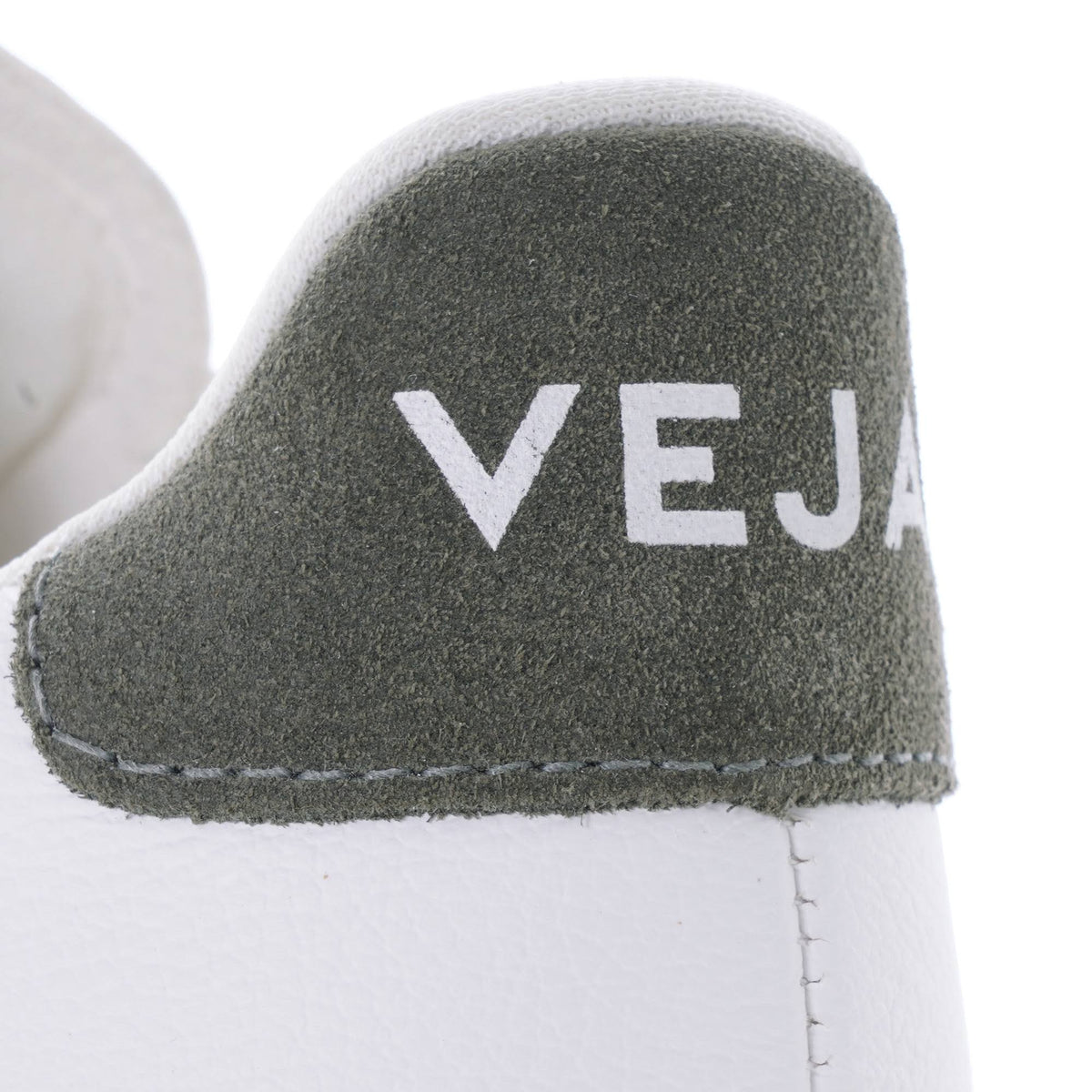 White Sneaker X2063