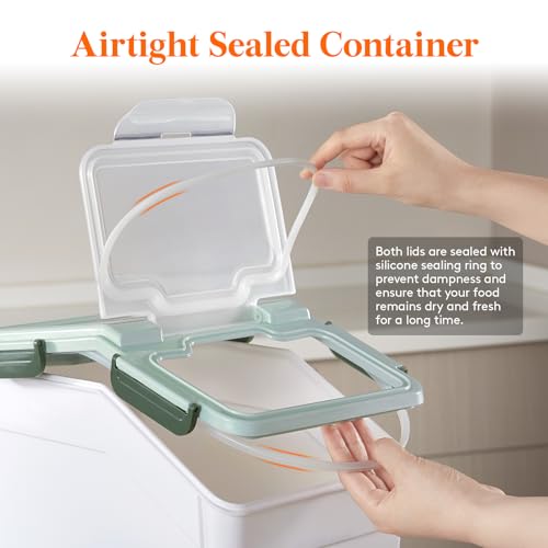 Dog Food Storage Container with Lid and Wheels Z432449