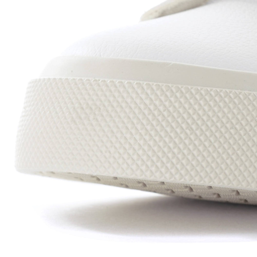 White Sneaker X2063