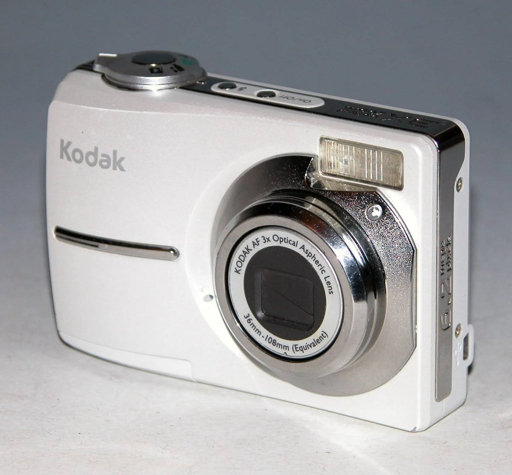 9.2 MP Compact Digital Camera B98521